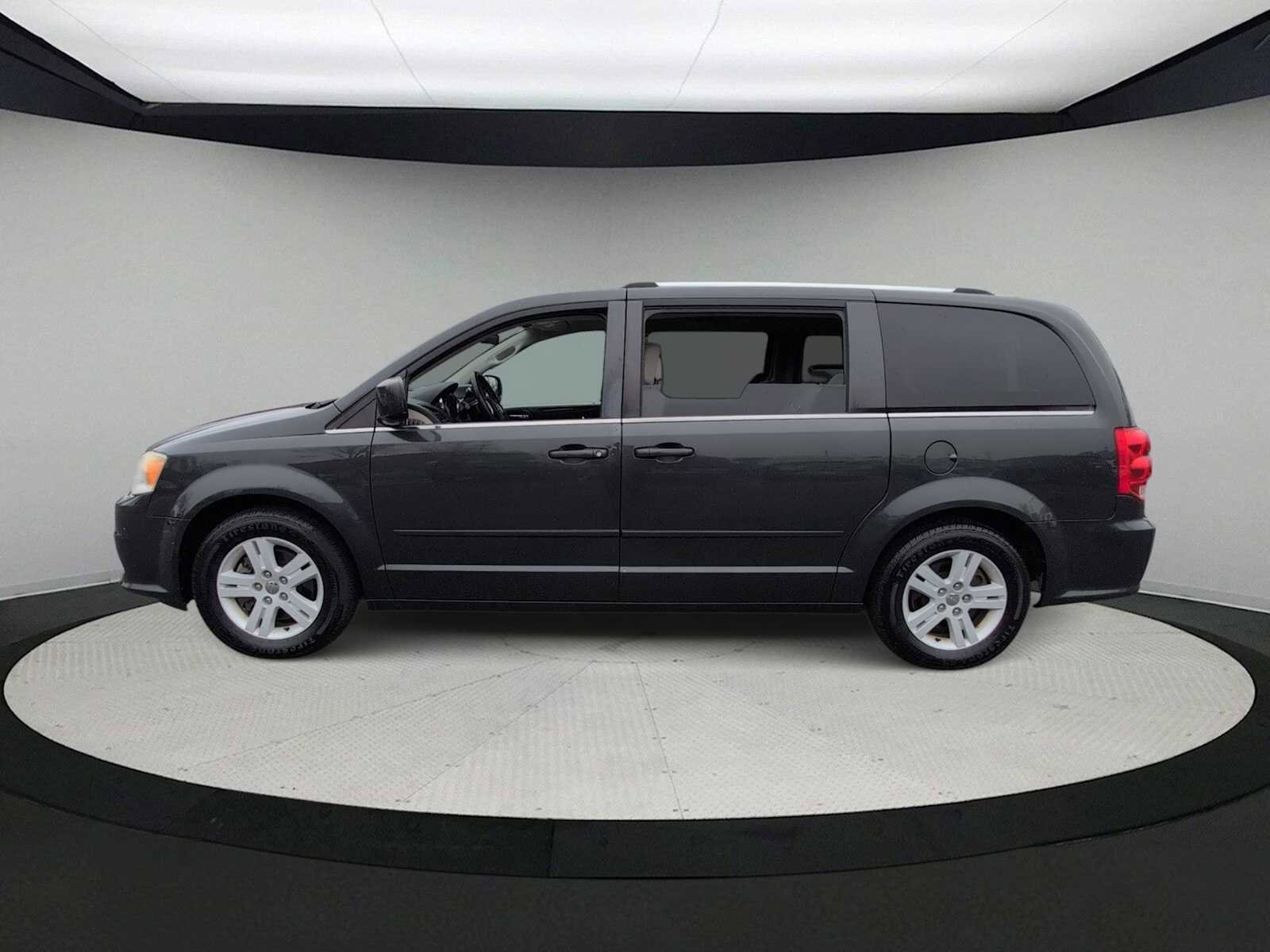 Used 2012 Dodge Grand Caravan Crew w/ Crew Value Pkg FWD image 5