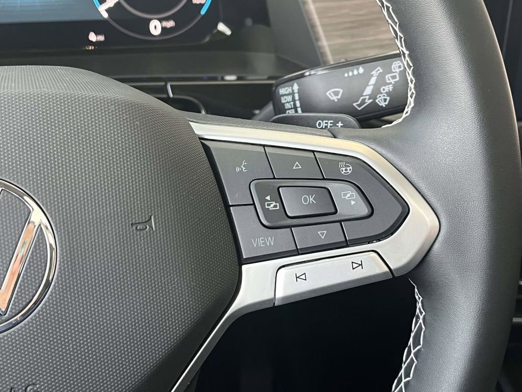 New 2025 Volkswagen Atlas SEL image 21