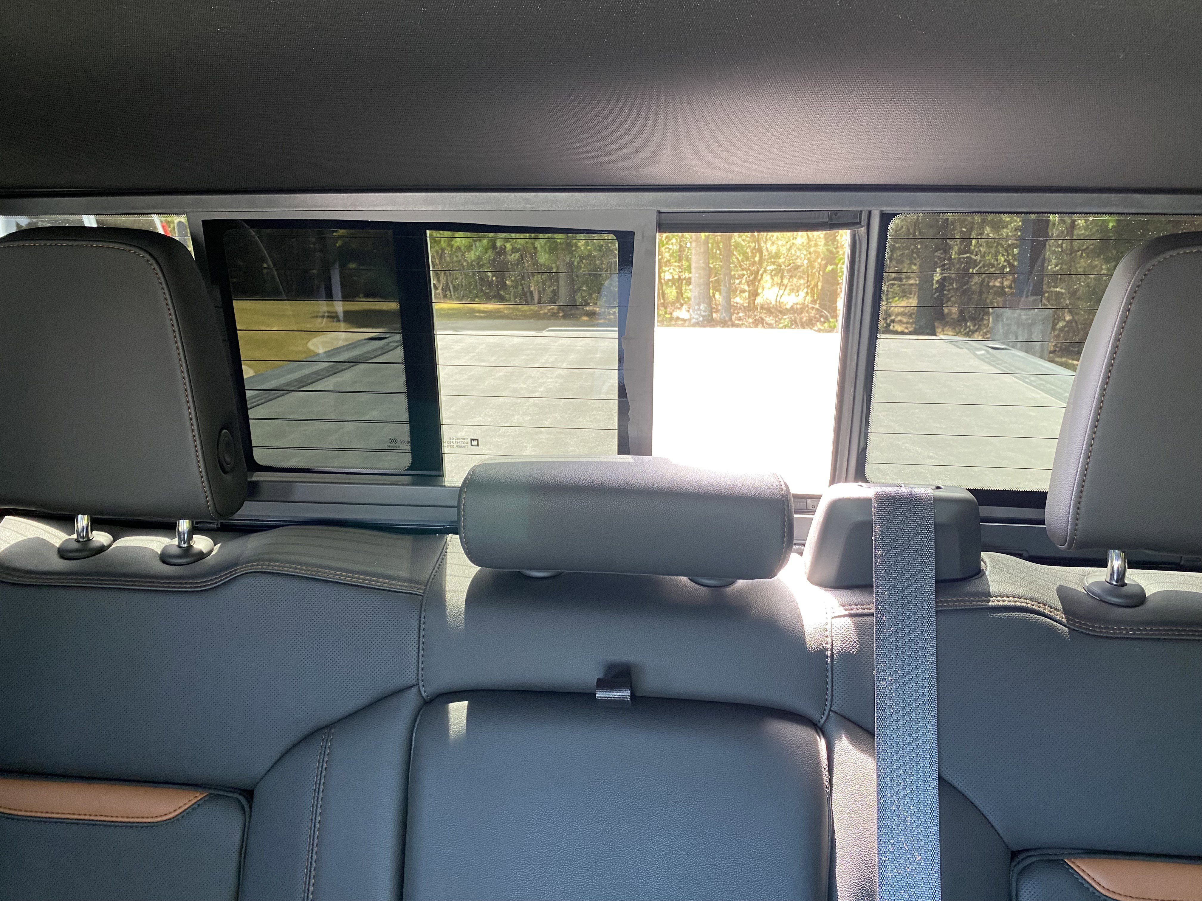 Used 2021 GMC Sierra 1500 AT4 w/ Technology Package image 36