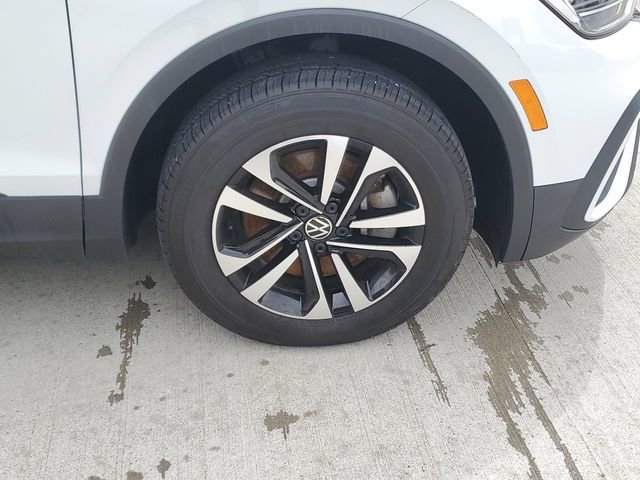 Used 2024 Volkswagen Tiguan S AWD/4WD image 5