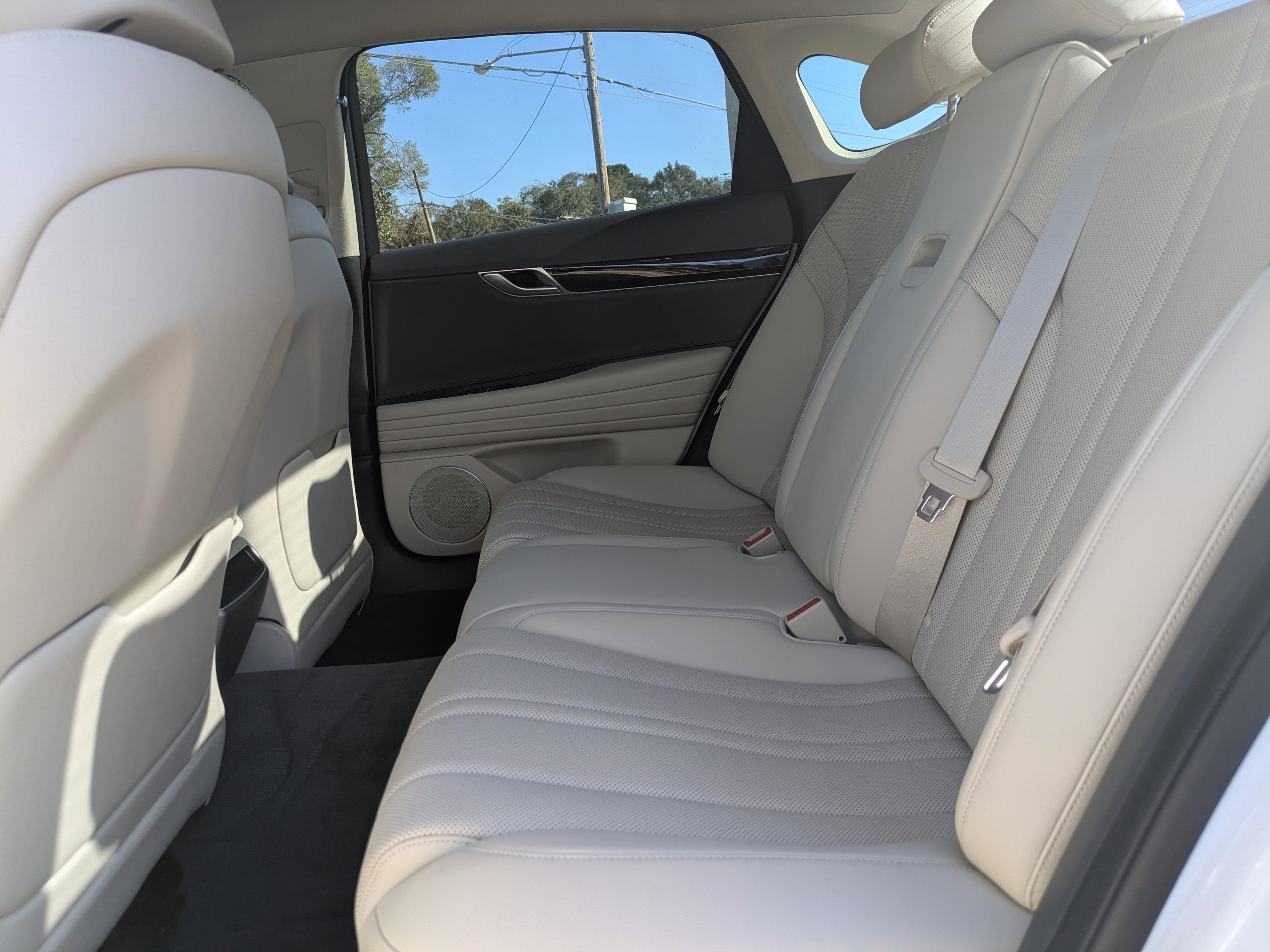 Used 2024 Genesis G80 2.5T image 12