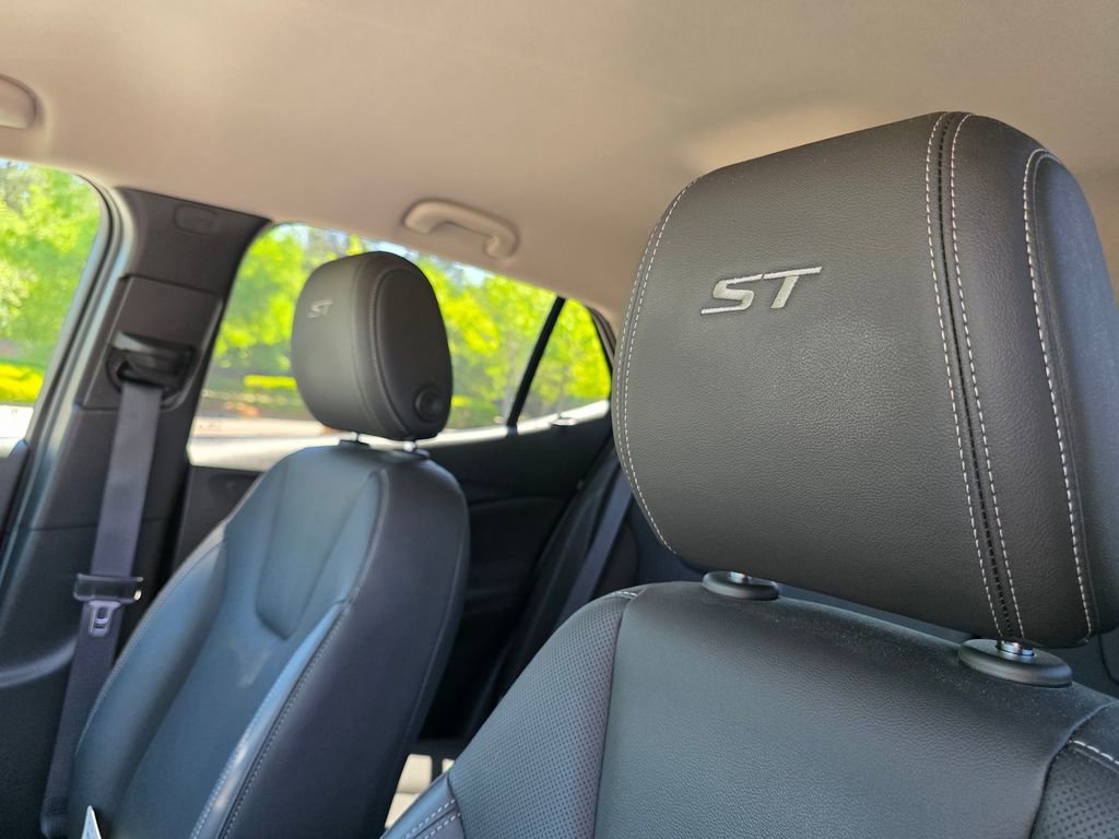 Certified 2024 Buick Encore GX Sport Touring w/ Comfort Package image 13