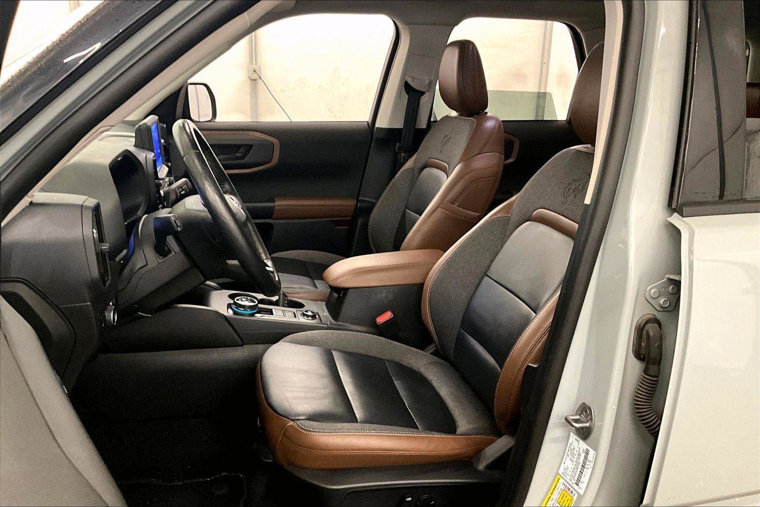 Used 2023 Ford Bronco Sport Outer Banks w/ Tech Package image 24