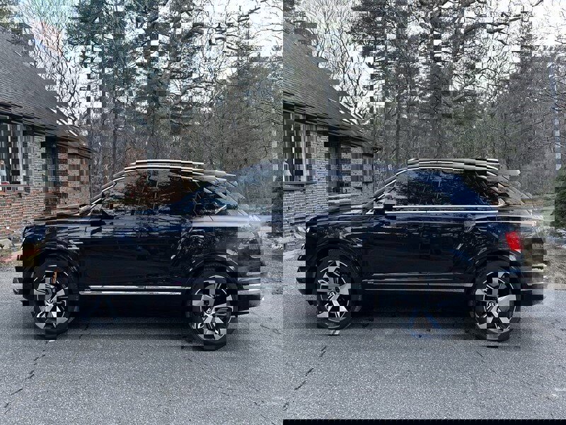 Used 2017 Bentley Bentayga image 6