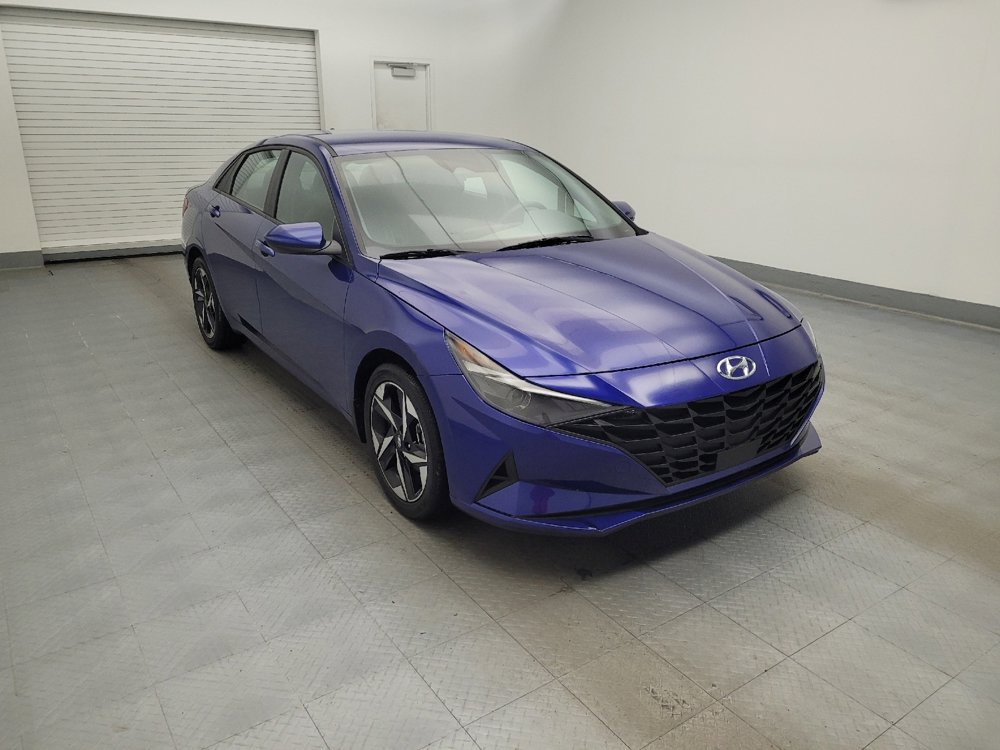 Used 2023 Hyundai Elantra SEL w/ Convenience Package image 13