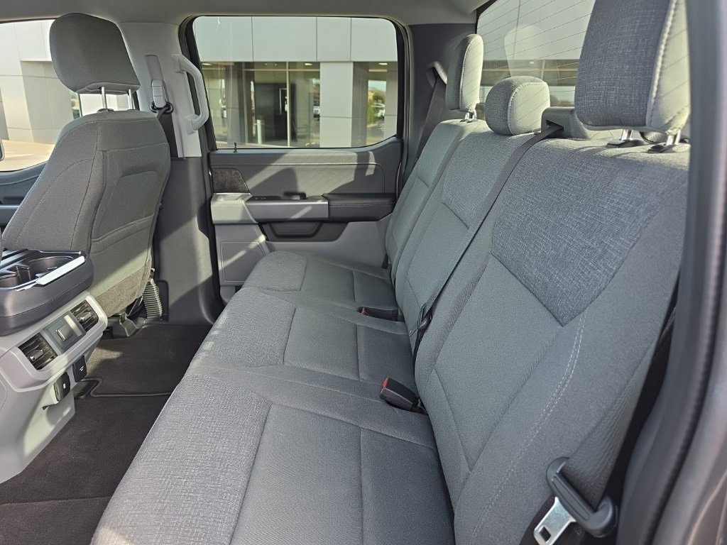 Used 2024 Ford F150 Lightning XLT image 9