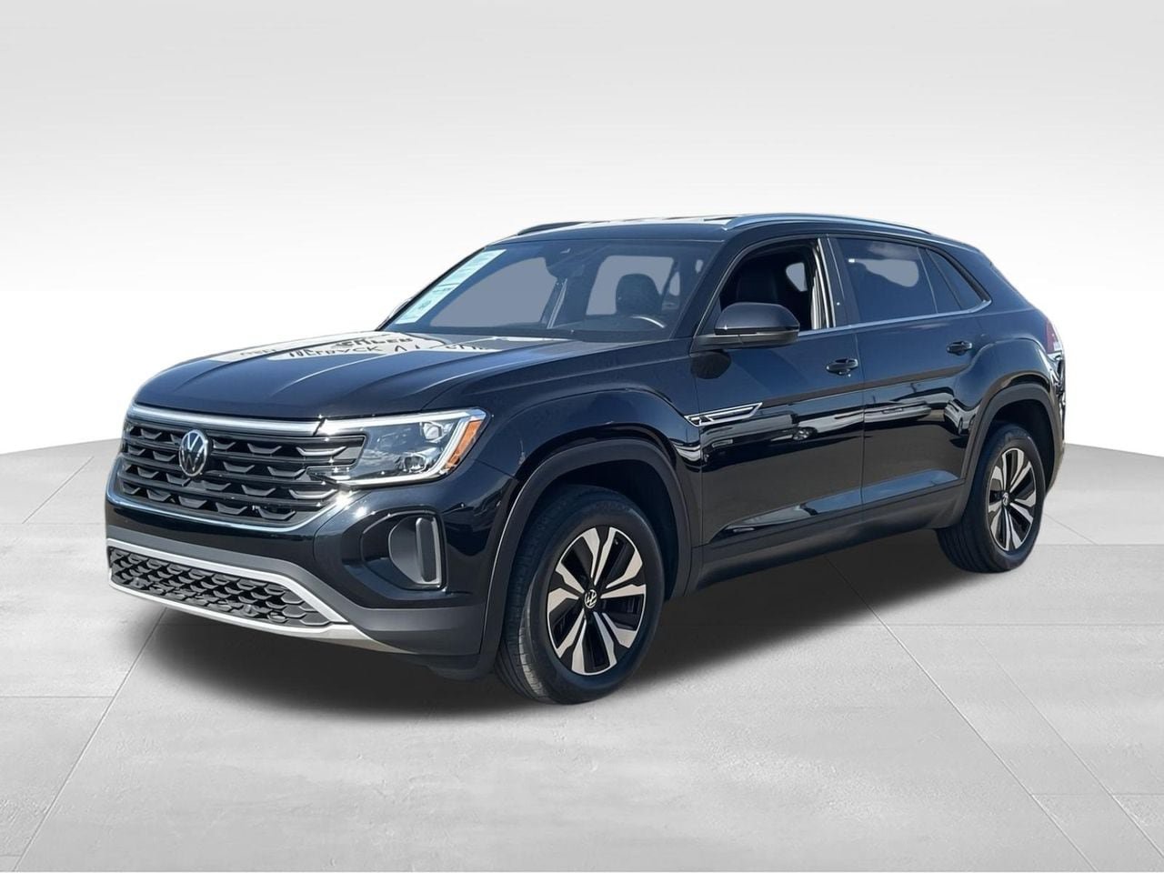 Used 2024 Volkswagen Atlas Cross Sport SE FWD image 3