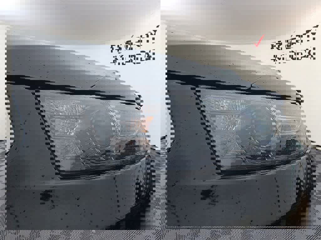 Used 2018 Ford Taurus SHO w/ Driver Assist Package image 8