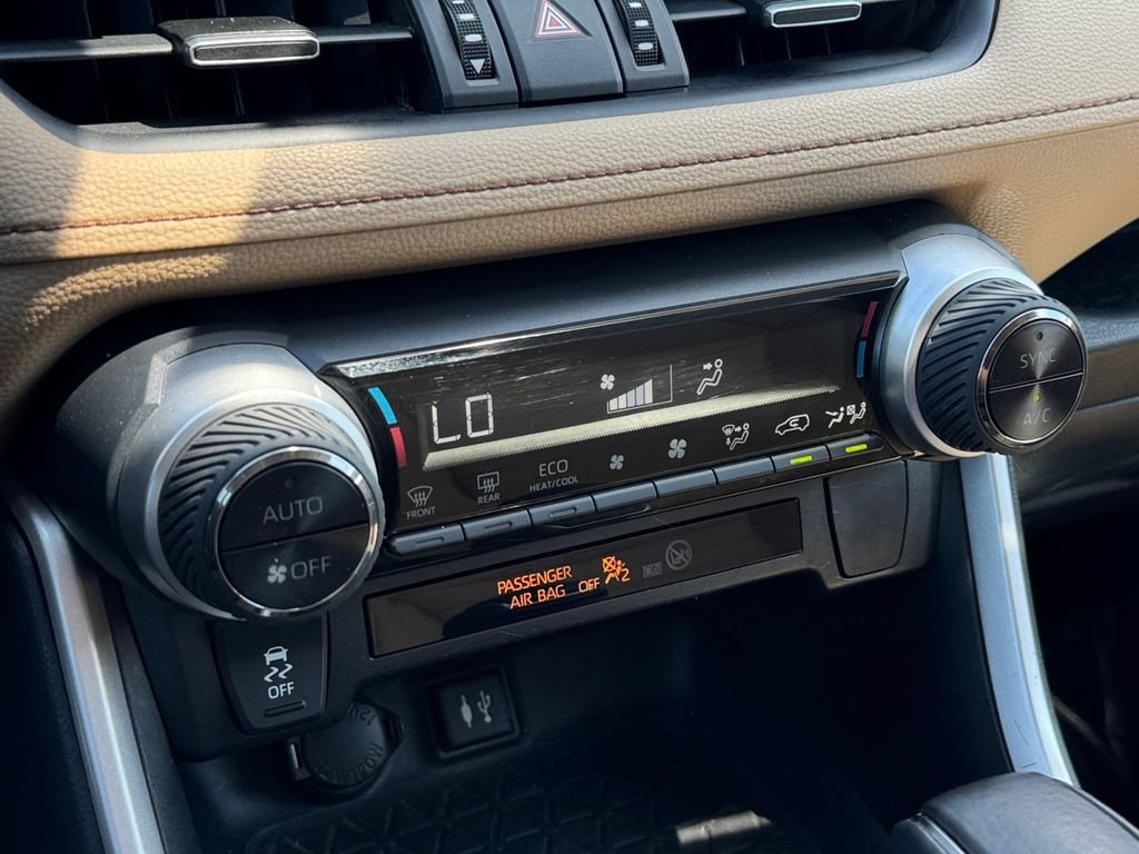 Certified 2019 Toyota RAV4 XLE Premium w/ All Weather Liner Package AWD/4WD image 23