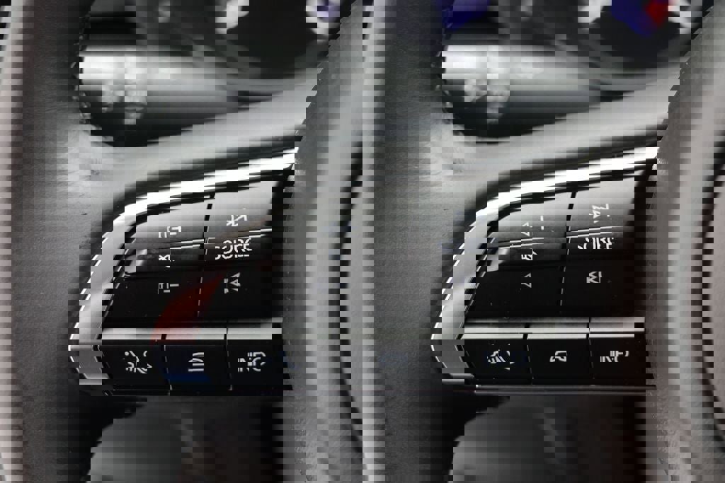 Used 2024 MAZDA CX-30 AWD 2.5 S w/ Select Sport Pkg image 18