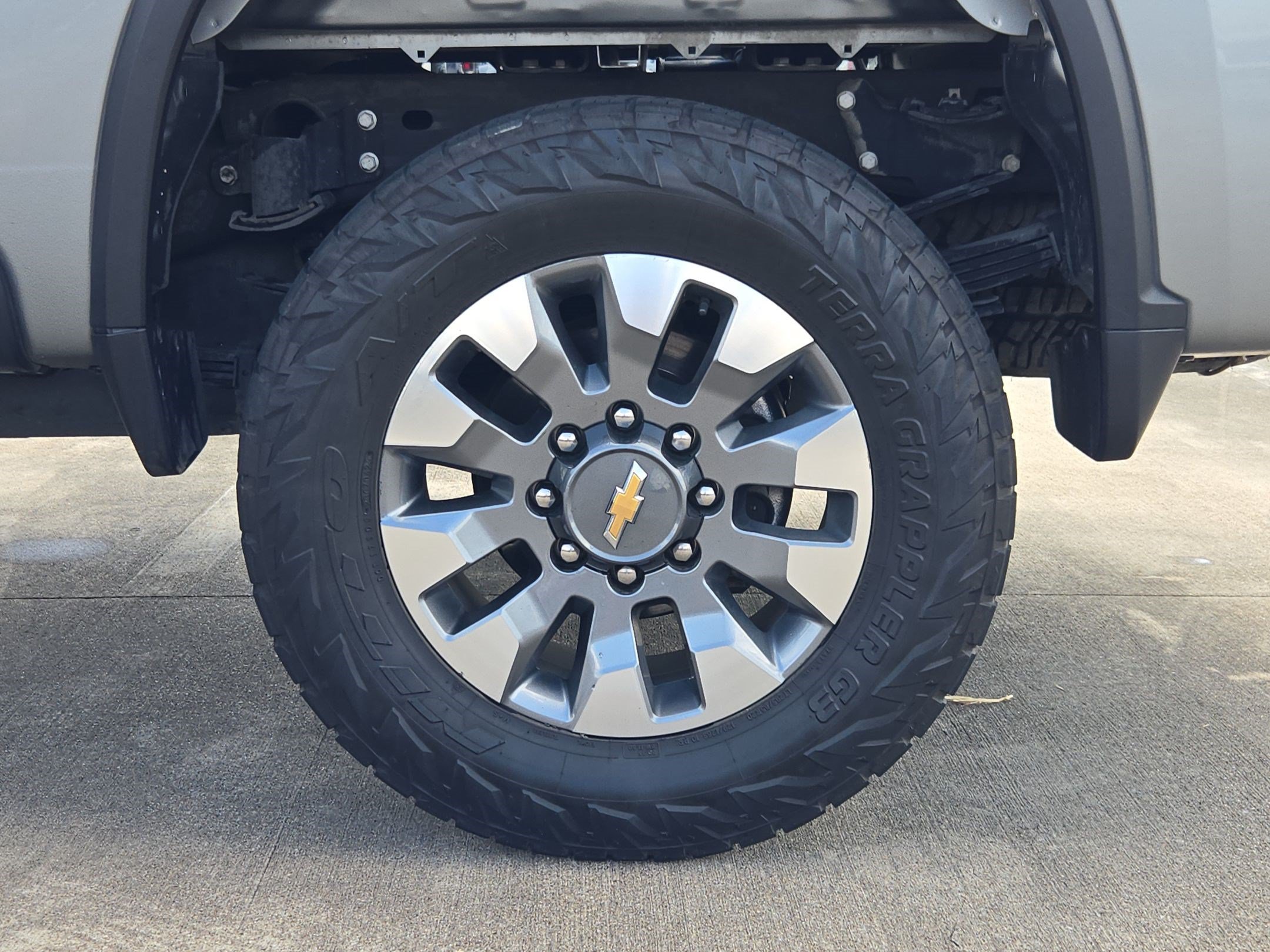 Used 2024 Chevrolet Silverado 2500 Custom w/ Custom Value Package AWD/4WD image 21