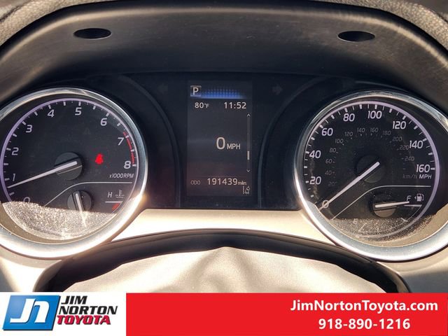 Used 2019 Toyota Camry LE FWD image 17