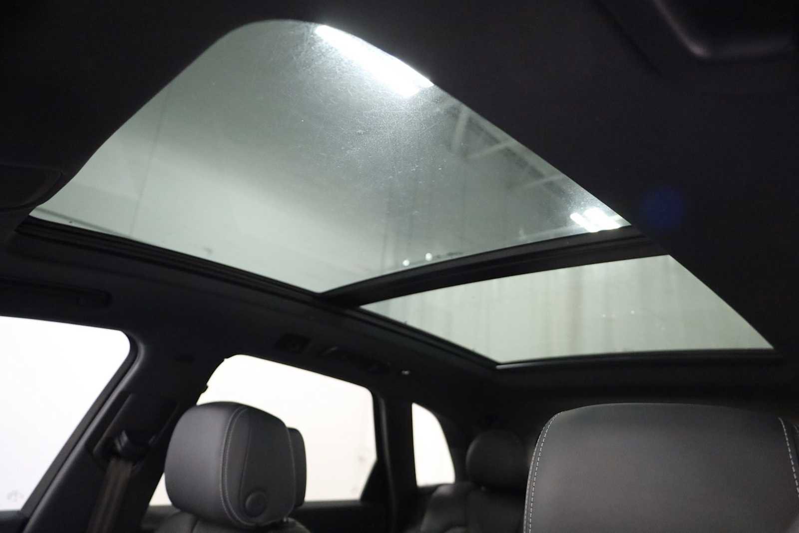 Used 2023 Audi SQ5 Premium Plus w/ Premium Plus Package image 19