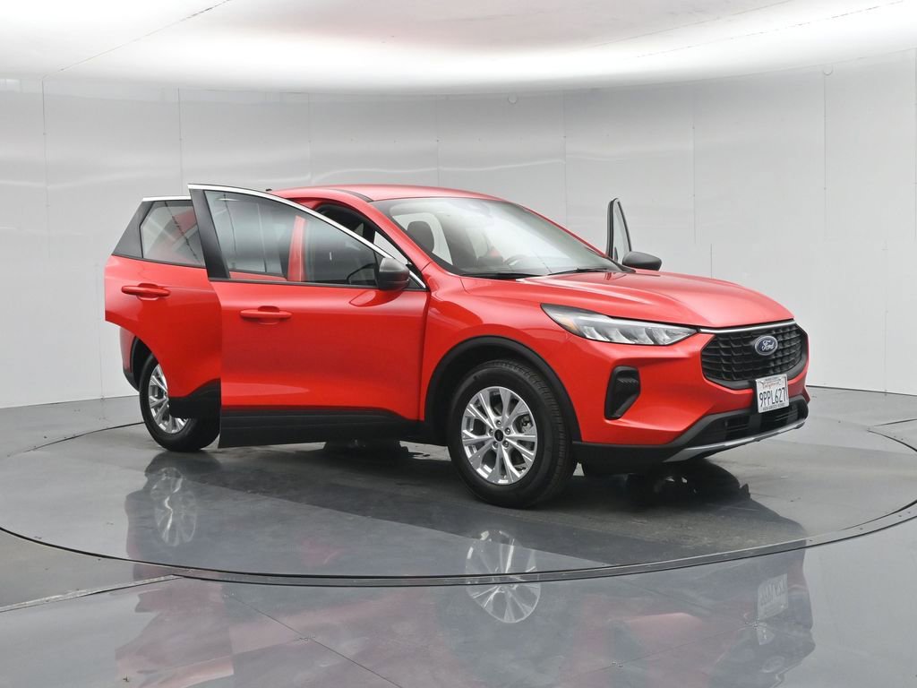 Certified 2024 Ford Escape Active image 34
