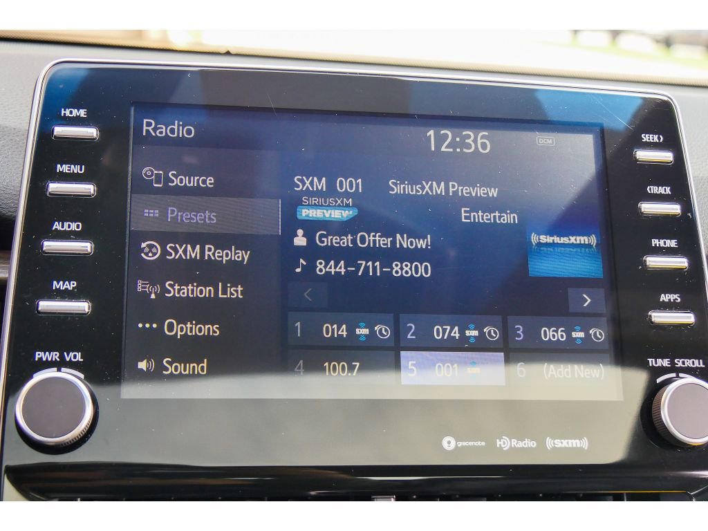 Used 2019 Toyota Avalon XLE w/ Moonroof Package FWD image 26