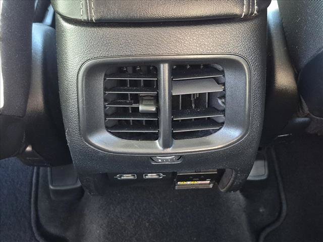 Used 2021 Jeep Cherokee Limited AWD/4WD image 16
