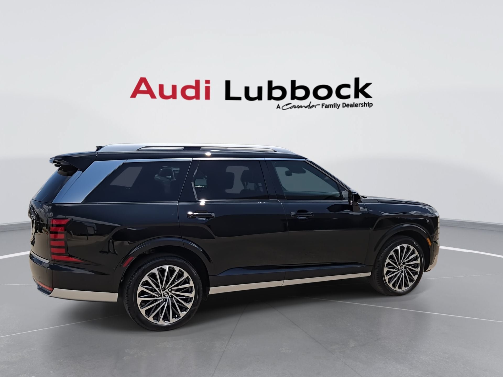 Used 2026 Hyundai Palisade Calligraphy FWD image 8
