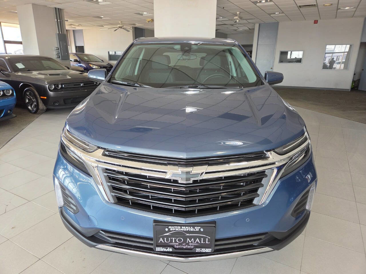 Used 2024 Chevrolet Equinox LT w/ LPO, Floor Liner Package image 2