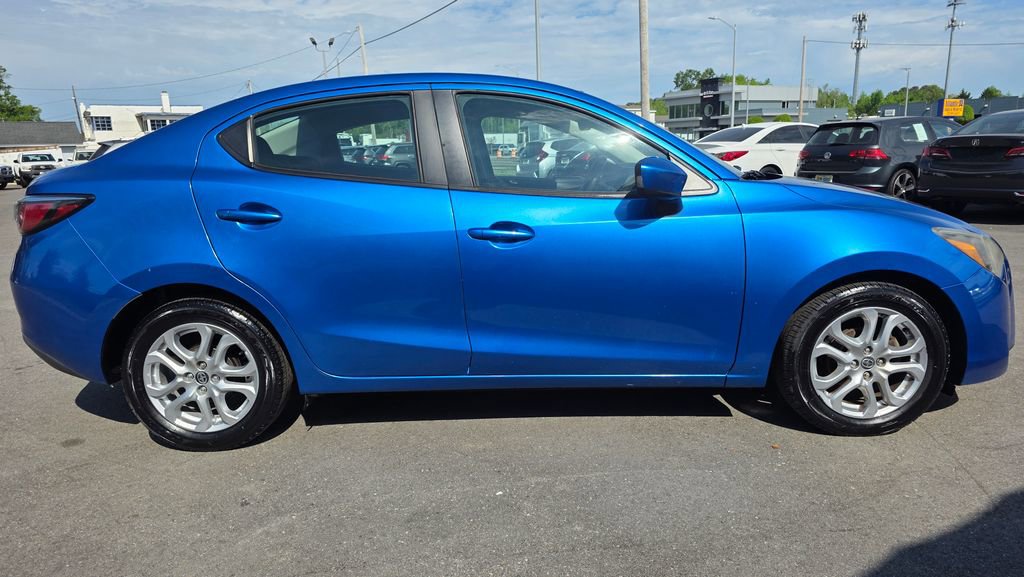 Used 2016 Scion iA image 4