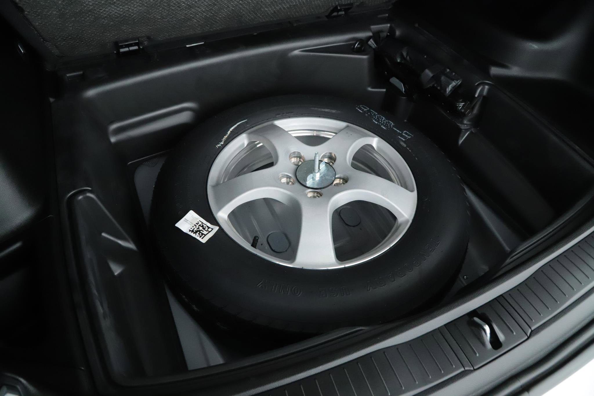 Used 2024 Jeep Grand Cherokee Altitude image 19