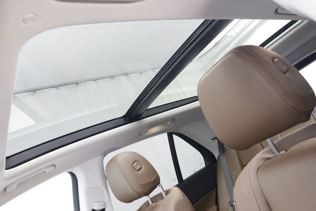 Used 2024 Mercedes-Benz GLE 350 4MATIC image 15