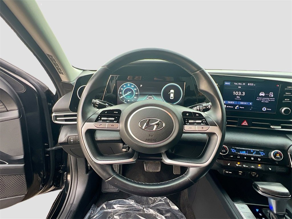 Used 2021 Hyundai Elantra SEL w/ Convenience Package image 9