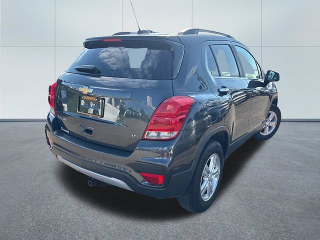 Used 2017 Chevrolet Trax LT w/ Sun & Sound Package AWD/4WD video 4