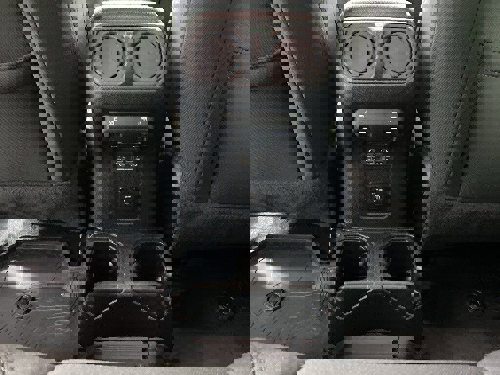 Used 2022 Jeep Wrangler Unlimited Willys image 27