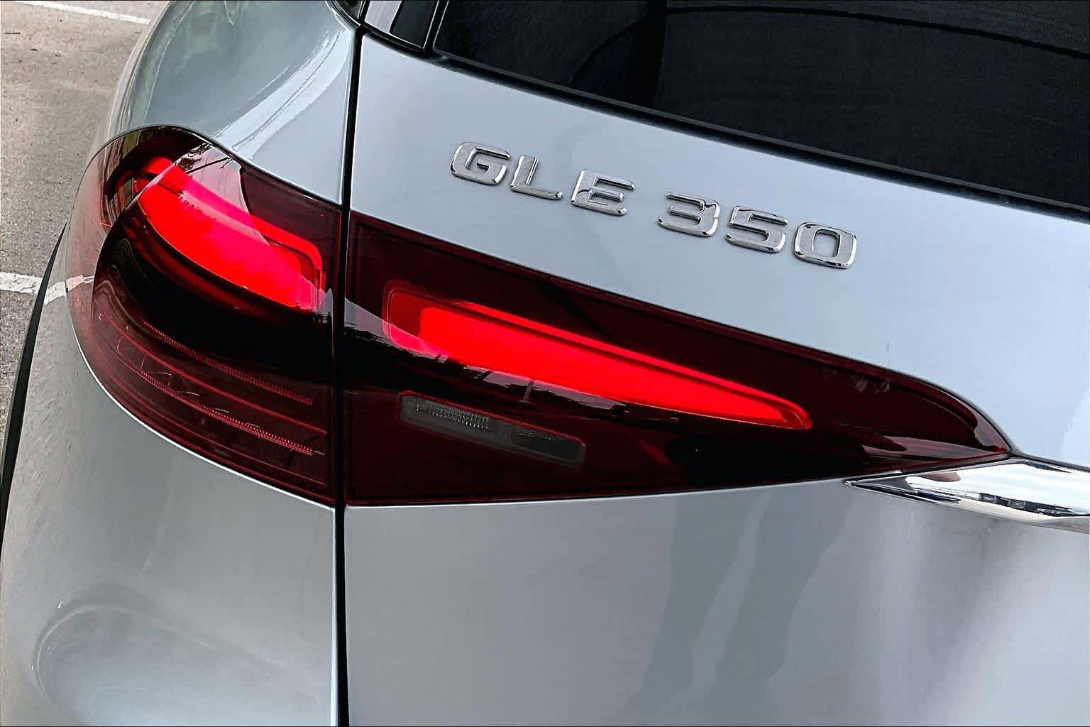 Certified 2025 Mercedes-Benz GLE 350 4MATIC image 29