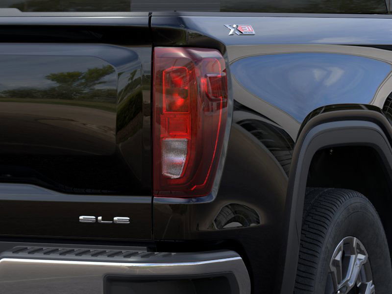 New 2026 GMC Sierra 1500 SLE image 11