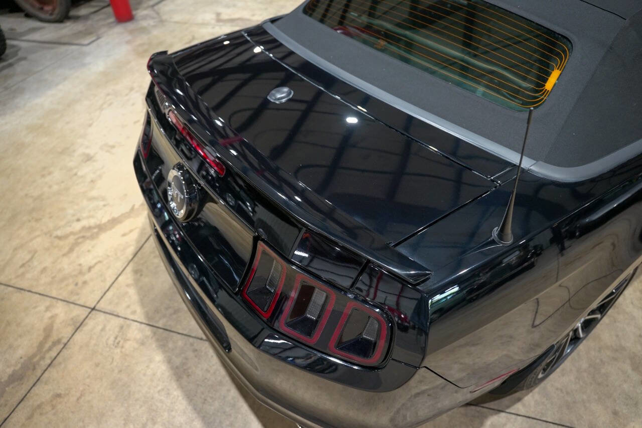 Used 2014 Ford Mustang GT Premium w/ Equipment Group 401A image 32