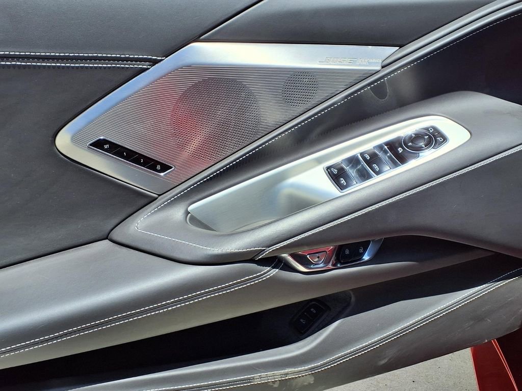 Used 2022 Chevrolet Corvette Stingray Premium Conv w/ Z51 Performance Package RWD image 14