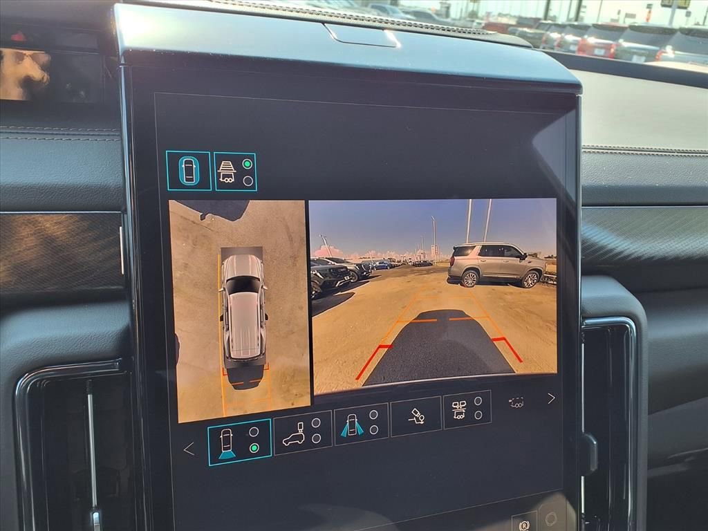 New 2026 GMC Yukon AT4 w/ AT4 Premium Plus Package image 4