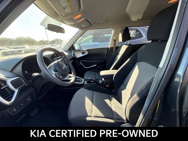 Certified 2022 Kia Soul LX FWD image 5