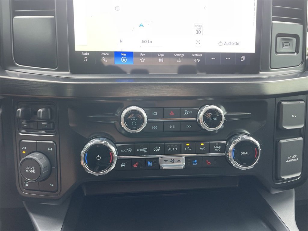 New 2026 Ford F350 Lariat w/ Black Appearance Package image 19