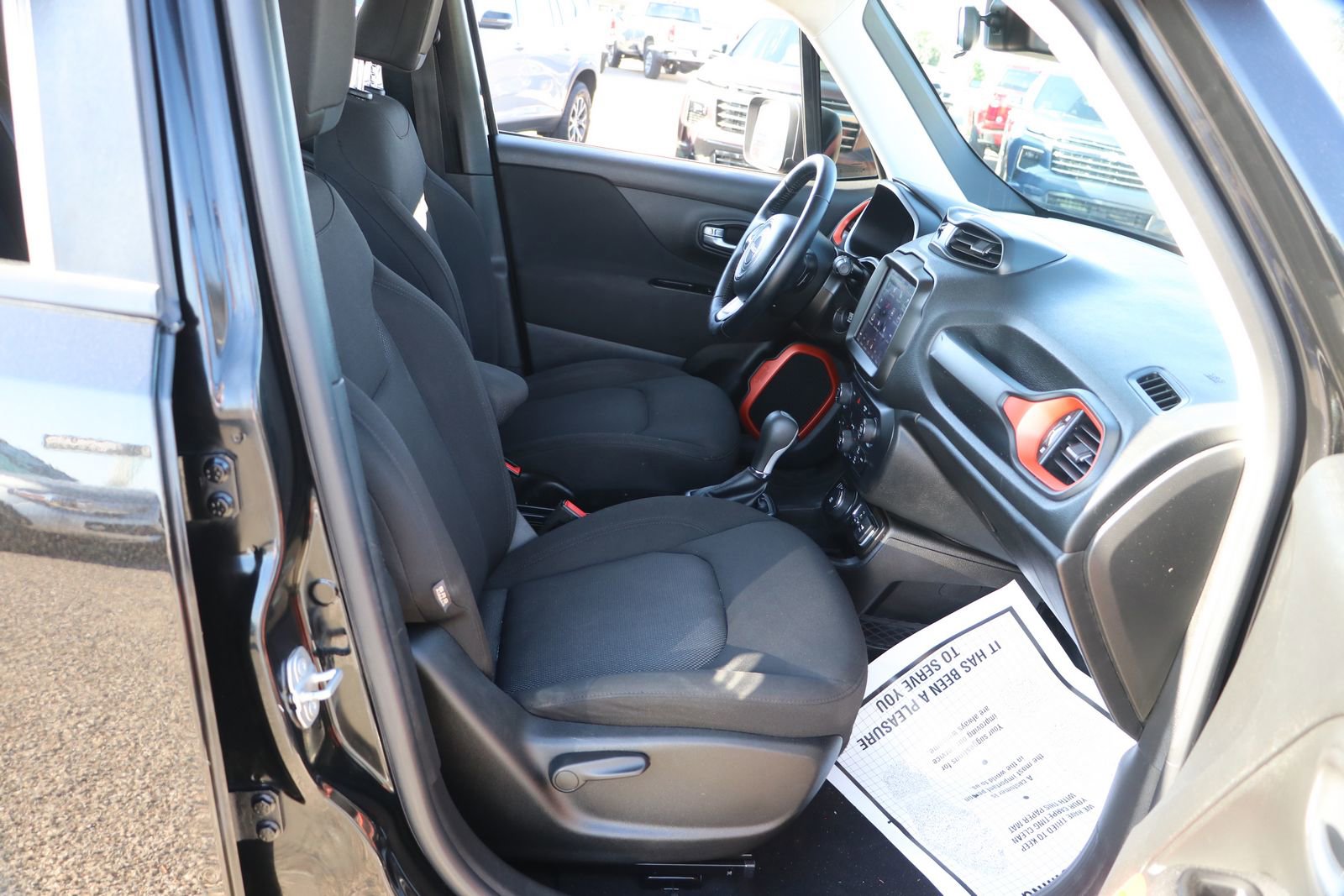 Used 2020 Jeep Renegade Sport image 33