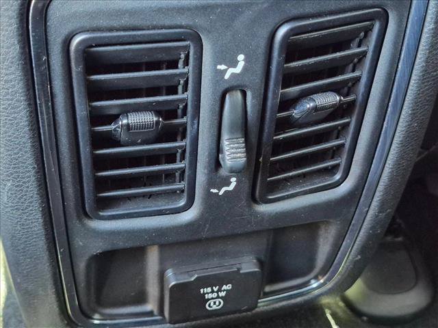 Used 2021 Jeep Grand Cherokee Laredo X AWD/4WD image 16