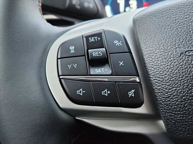 New 2026 Ford Explorer Active RWD image 15