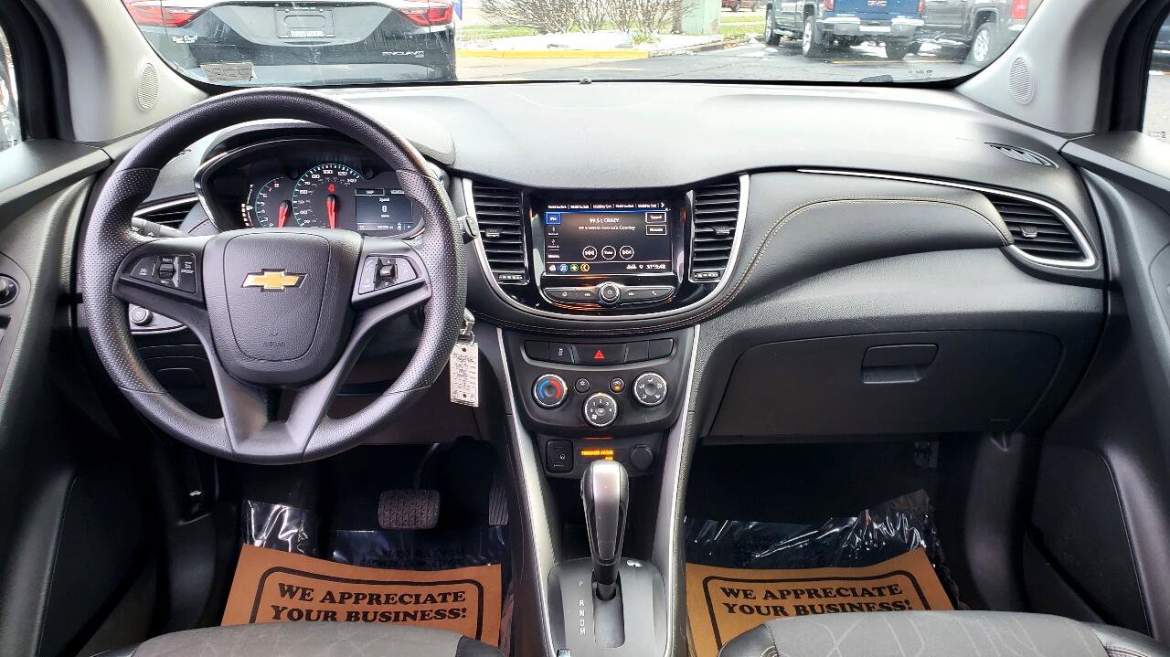 Used 2021 Chevrolet Trax LT image 18