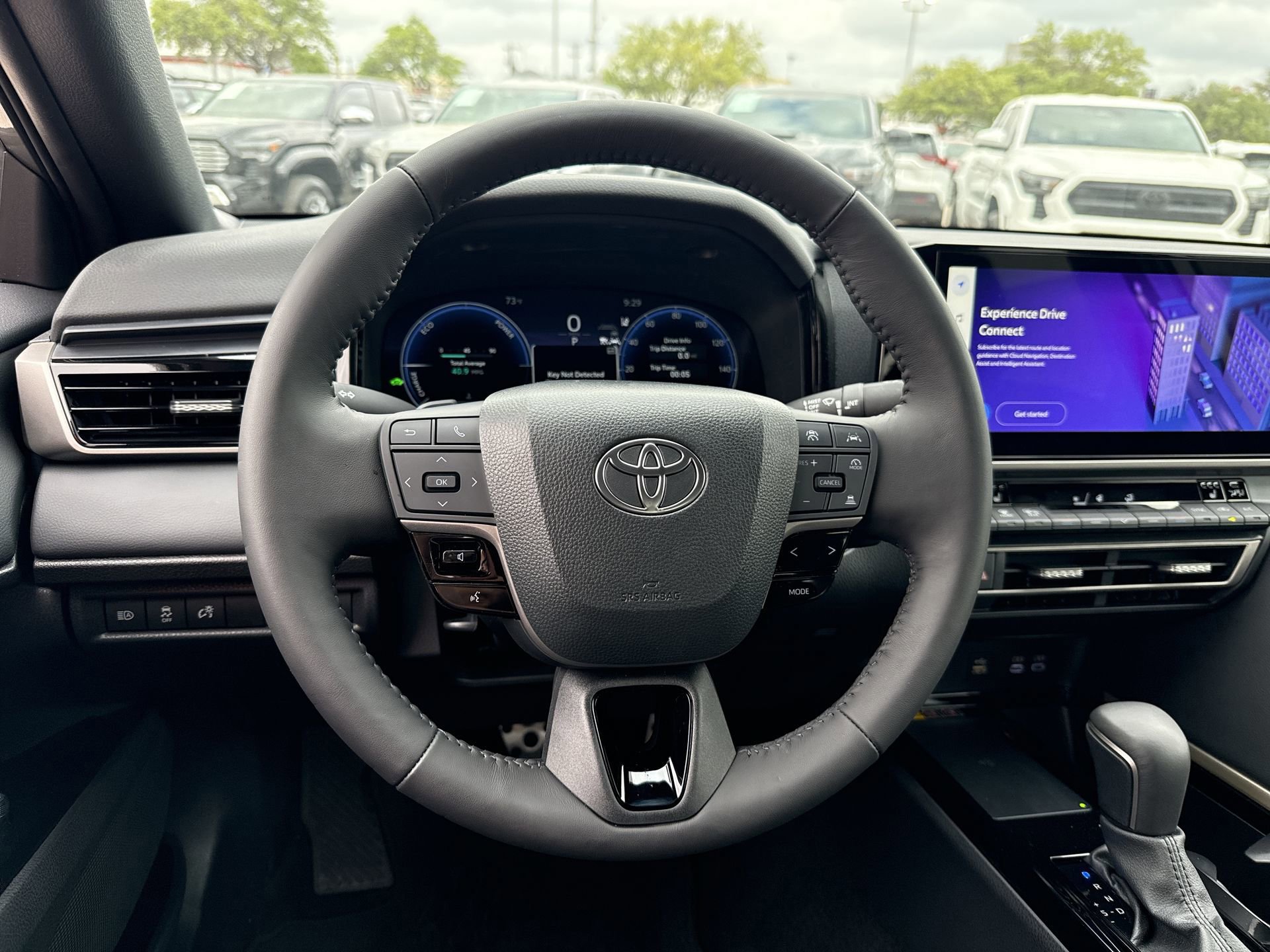 Used 2025 Toyota Camry XSE FWD image 11