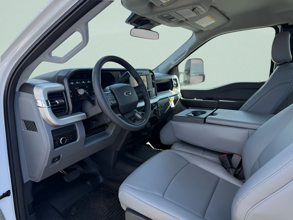 New 2026 Ford F350 XL w/ FX4 Off-Road Package AWD/4WD image 3