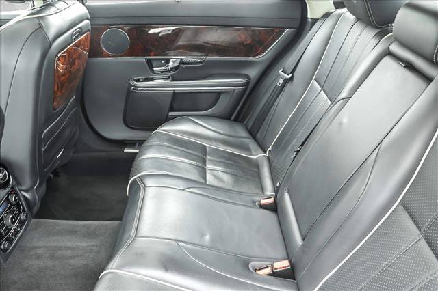 Used 2011 Jaguar XJ L RWD image 21