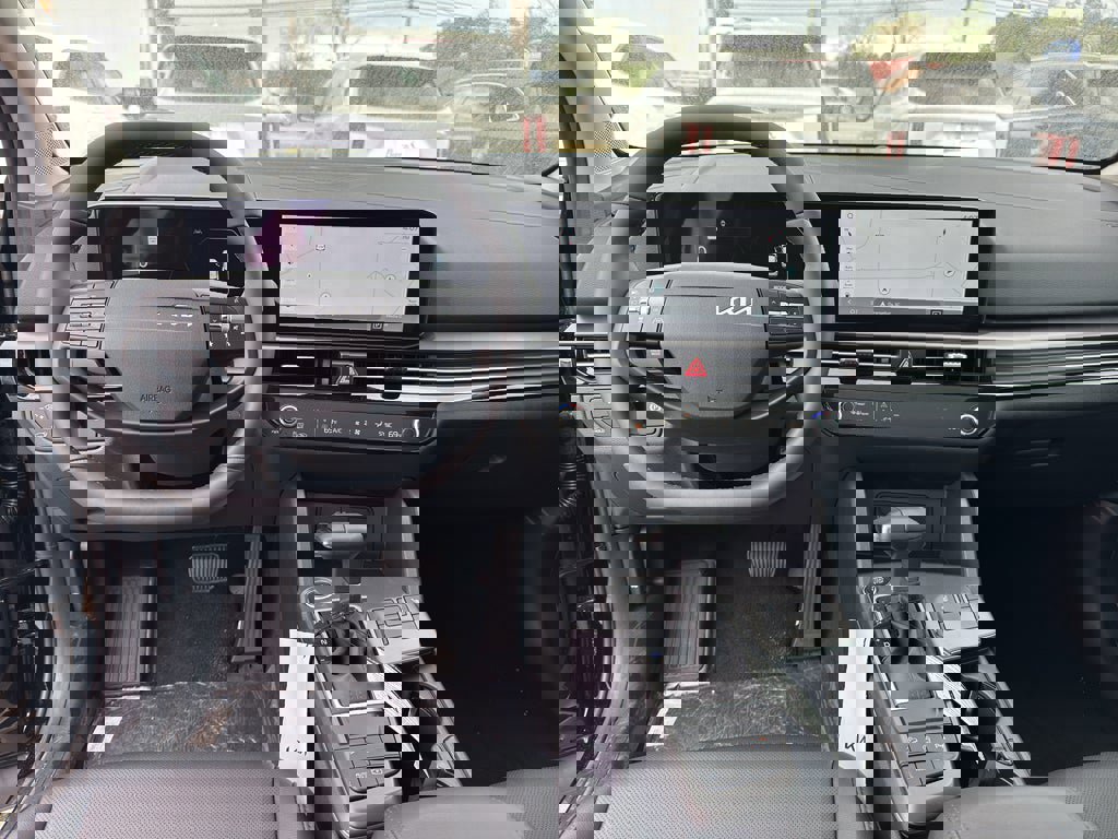 New 2026 Kia Sportage SX image 22