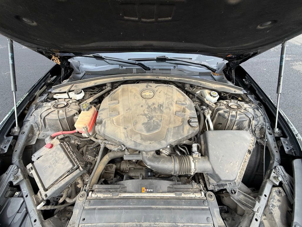 Used 2019 Chevrolet Camaro LT RWD image 30