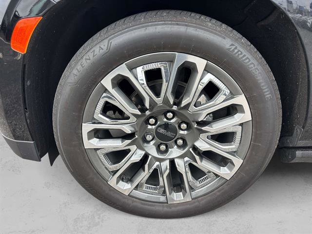 Used 2023 GMC Yukon Denali Ultimate image 6