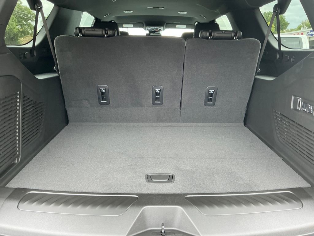 New 2026 Chevrolet Suburban LT w/ Comfort Package image 22
