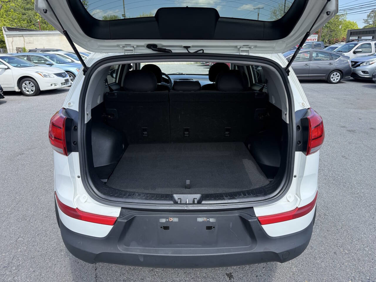 Used 2015 Kia Sportage LX FWD image 22