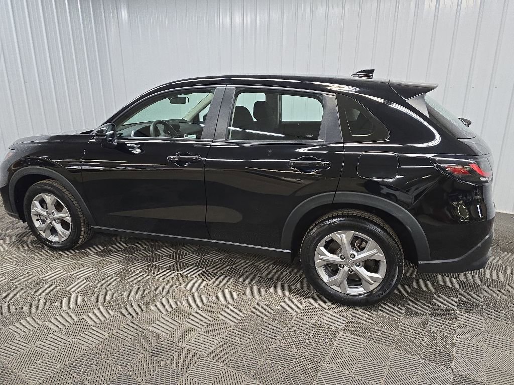Used 2023 Honda HR-V LX image 4