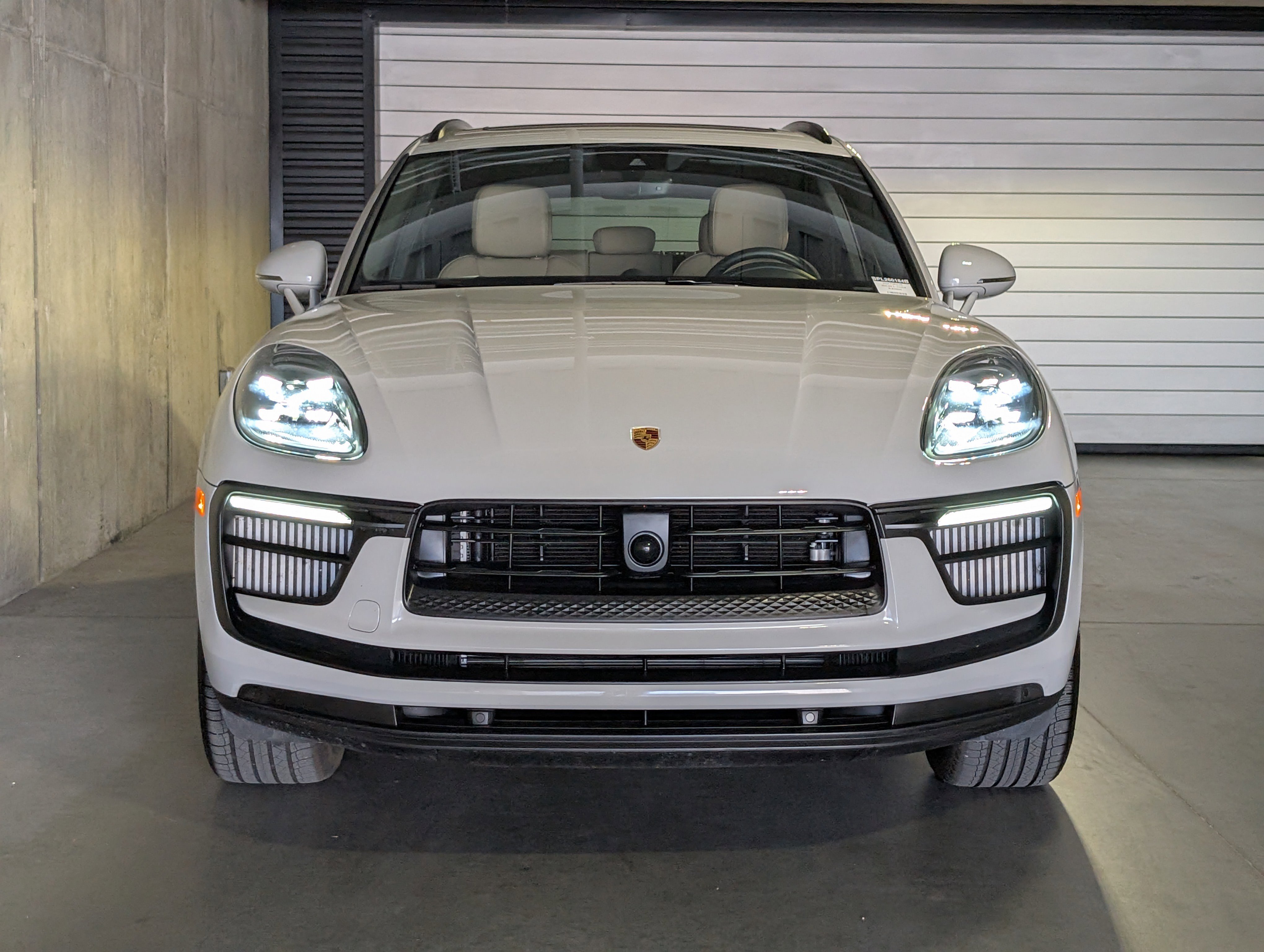 Certified 2024 Porsche Macan S image 12