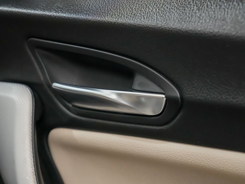 Used 2017 BMW M240i xDrive Coupe image 15